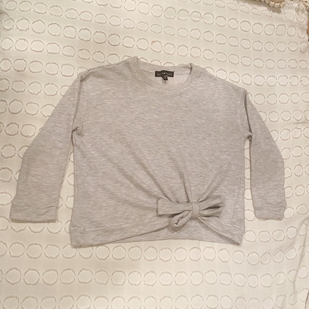 Derek Heart Light Grey Self Tie Crewneck